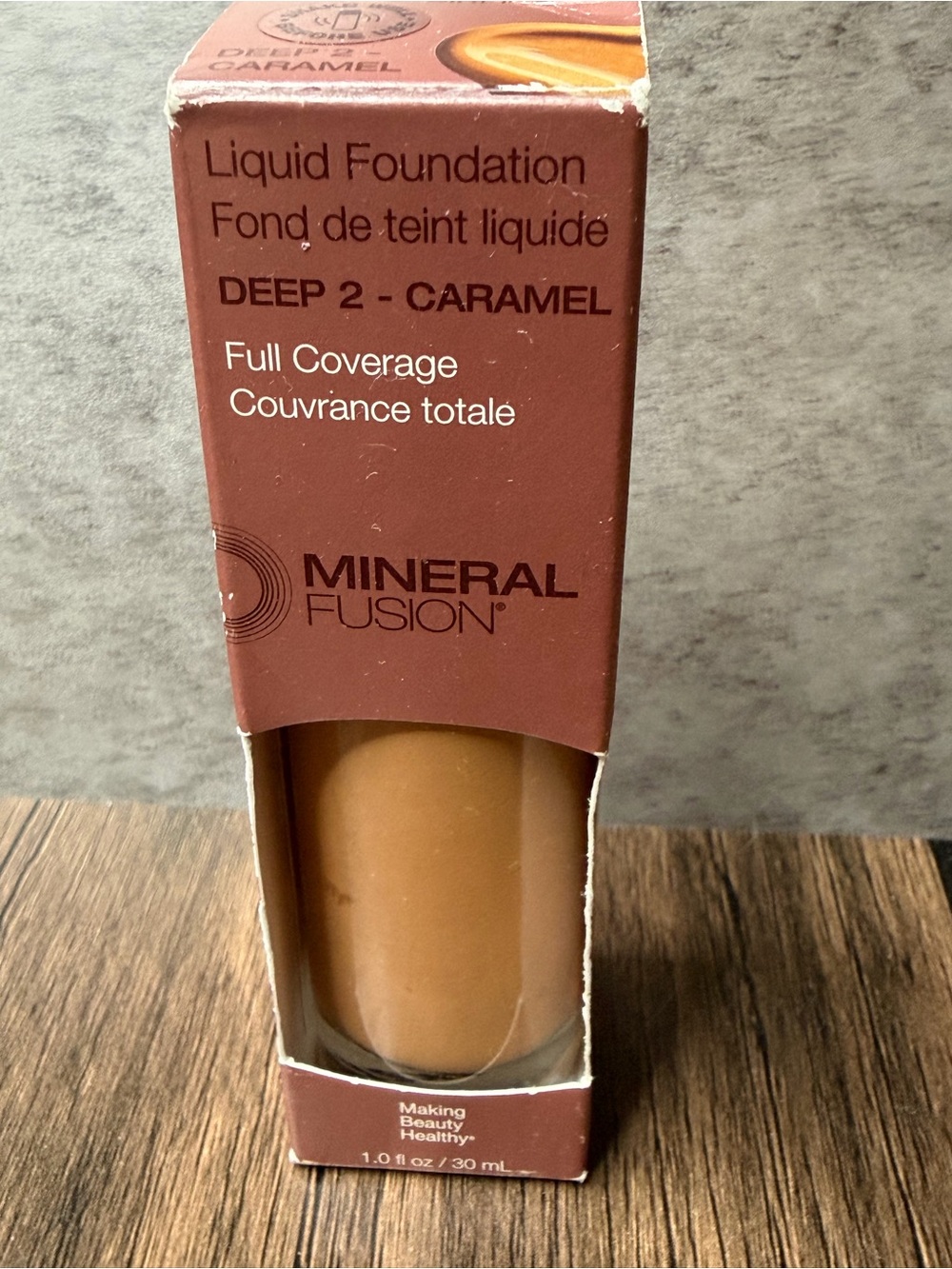 Mineral Fusion Full Coverage Liquid Foundation – Deep 2 Caramel (1 fl oz) NEW